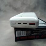 Power Bank 20000mAh Wekome WP-04 USB+Type-C PD 20W CN Белый — изображение 4