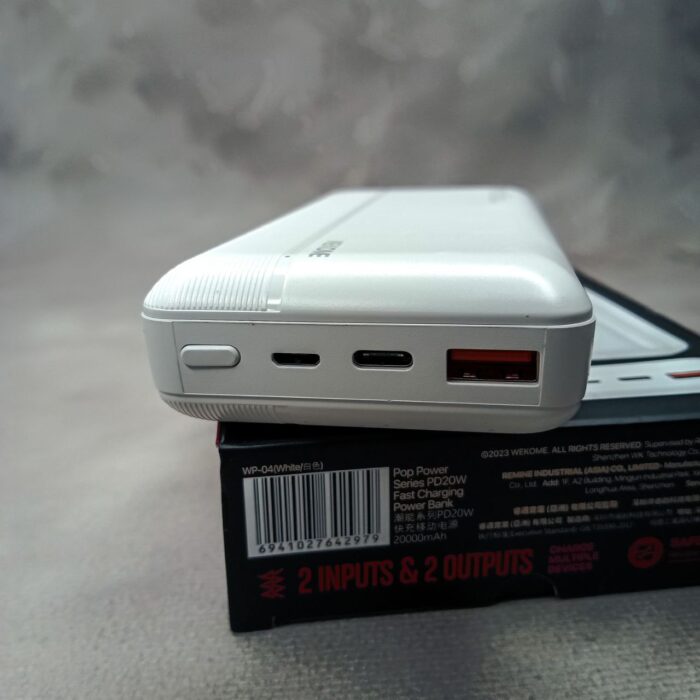 Power Bank 20000mAh Wekome WP-04 USB+Type-C PD 20W CN Белый — изображение 4
