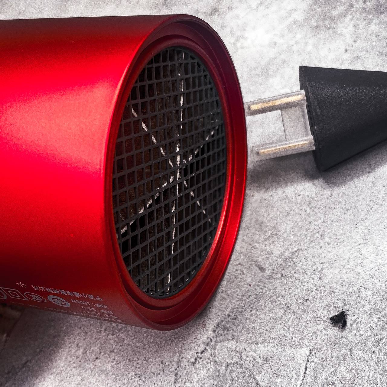 photo_2022-06-03_11-01-40.jpg Электрический фен для волос ShowSee Hair Dryer A5 (A5-R) CN Красный — изображение 4